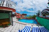 номер  Сакура   Крым VIP отдых в Алуште  рядом с морем и  бассейн , завтрак  